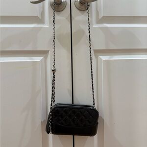 Chic Black Quilted Crossbody Bag with Chain Strap